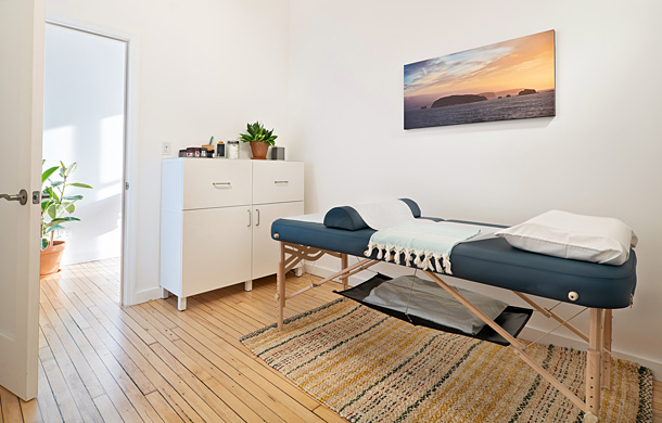 NY Chi Treatment Room